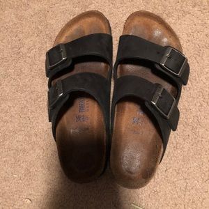 BEST OFFER..Black leather birkenstocks barely warn